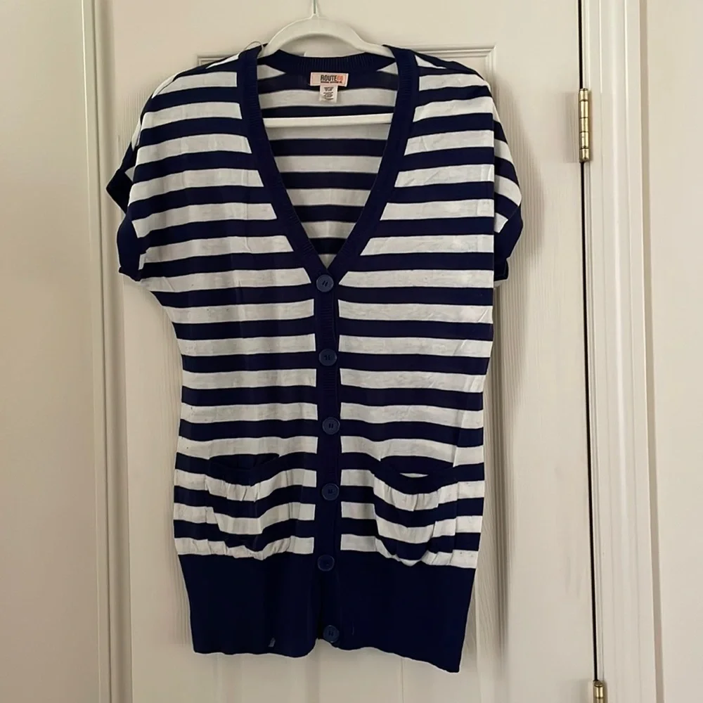 Cardigan - Picture 1 of 1